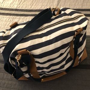 Canvas overnight bag.